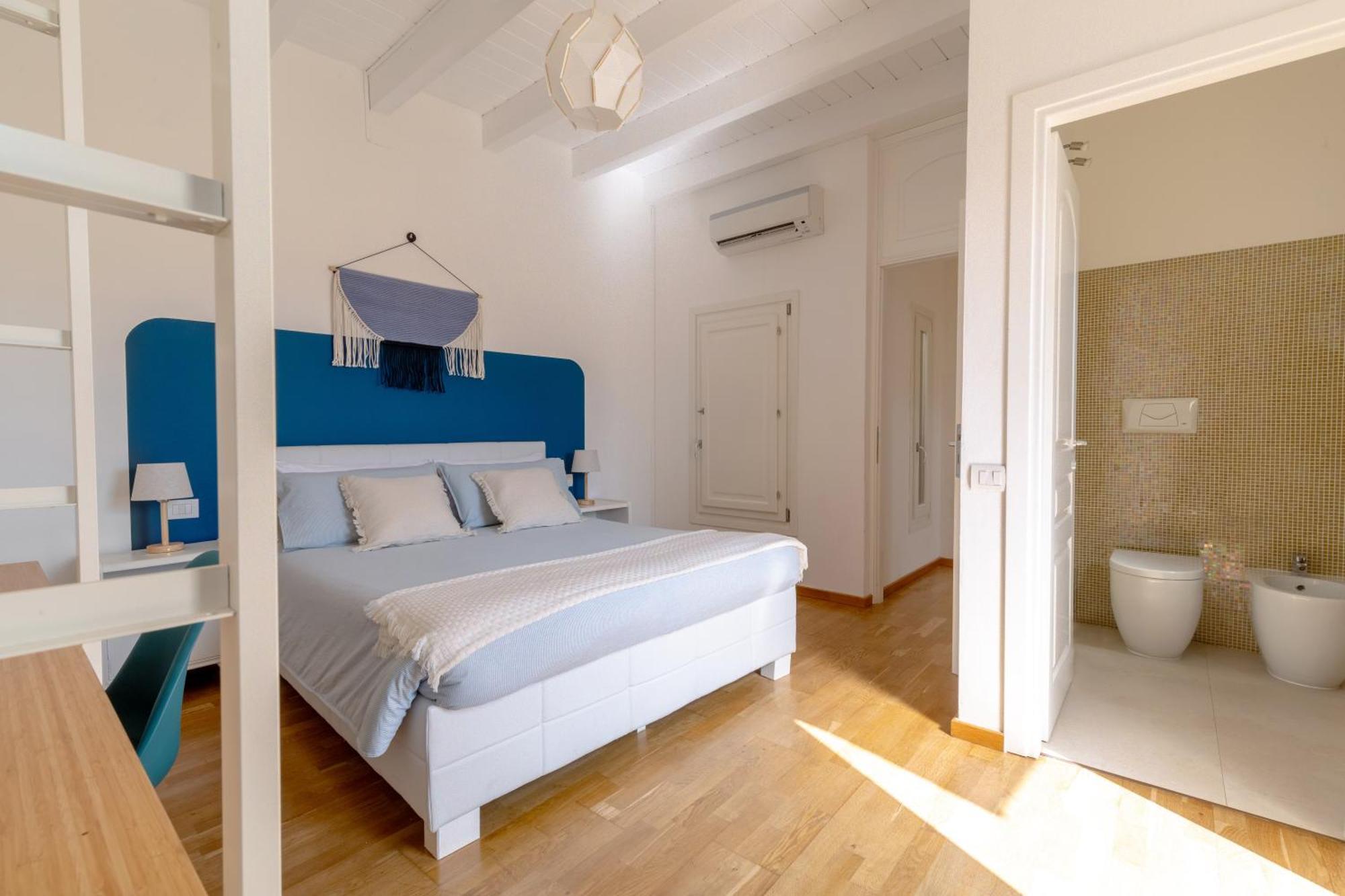 Domus De Silva - Appartamento In Centro Storico A กาญารี ภายนอก รูปภาพ